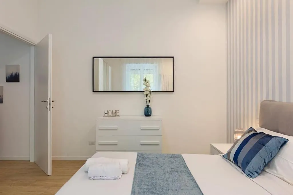 La Isla Home Milan Apartment